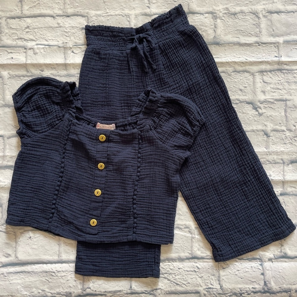 Love Squared Girls Navy Blue Waffle Knit Matching Set Button Blouse & Capri Pant